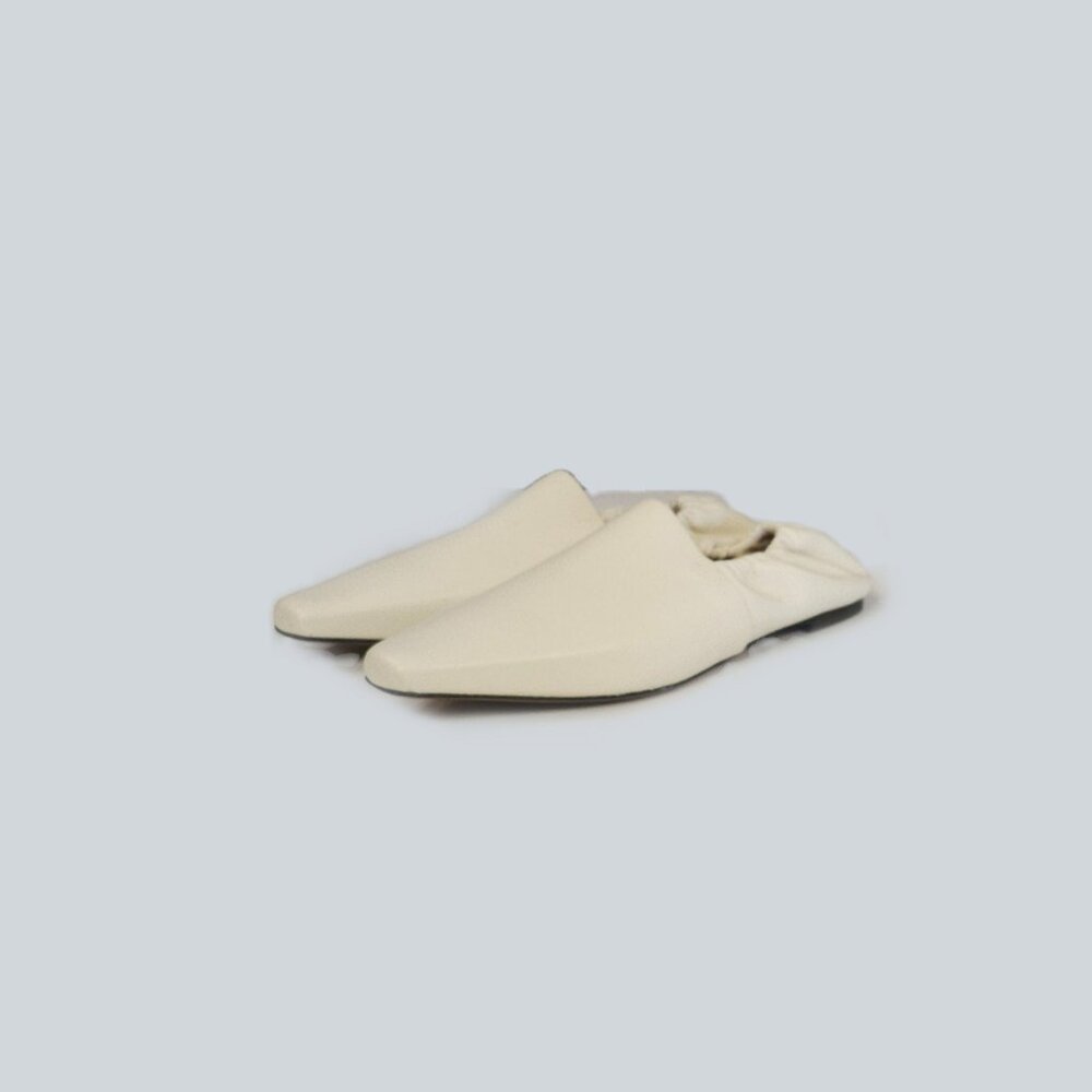 Neous Flat Shoes